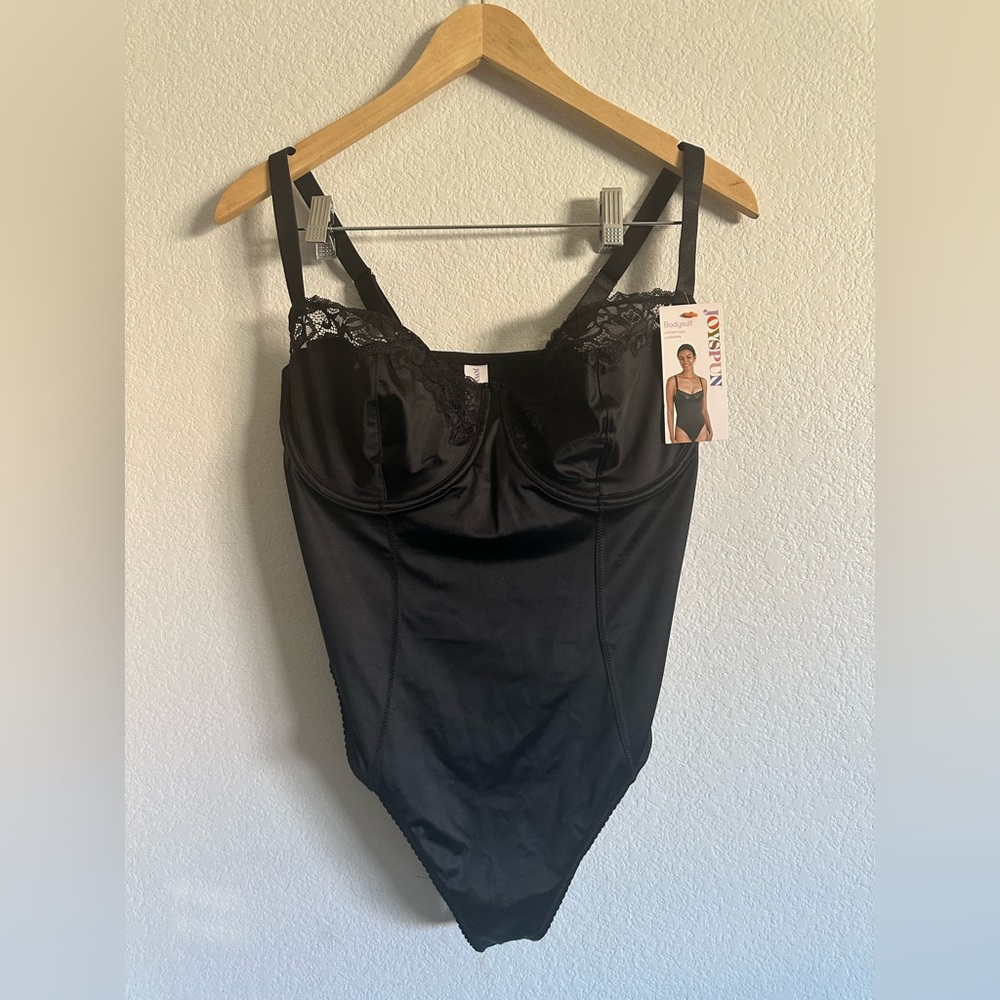 Plus Size Shaping  Black Lace Bodysuit - Picture 5 of 7